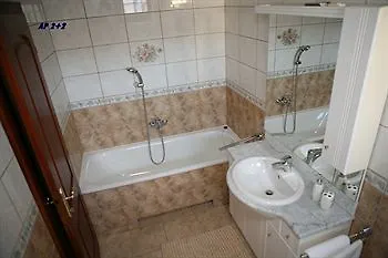 טרוגיר Villa Liza לינה וארוחת בוקר
