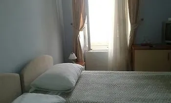 טרוגיר Villa Liza לינה וארוחת בוקר
