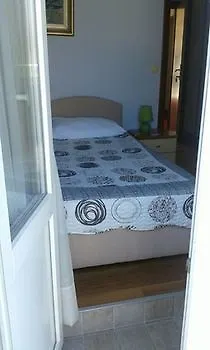 טרוגיר Villa Liza לינה וארוחת בוקר